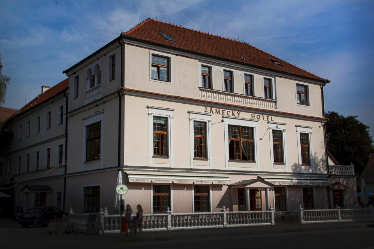 Grandhotel Sluchatko - Ex Zamecky Hotel 브라노프 나트 디이 외부 사진